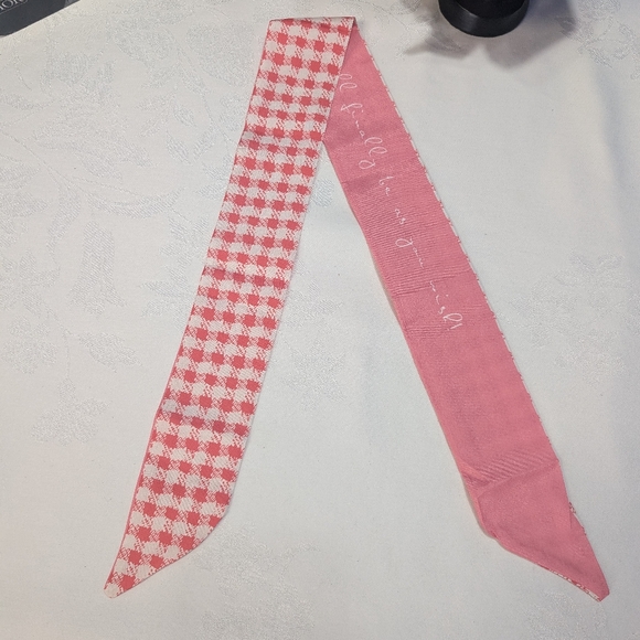 Twilly - Pink Squares on one side,  Pink on the other. - Picture 4 of 6